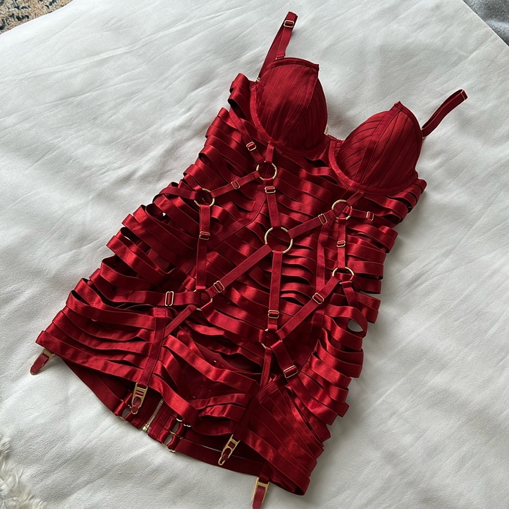 Bordelle signature harnesss Angela dress in burnt red - size M
